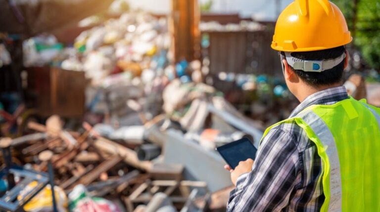 Classificazione rifiuti e codice CER: gli obblighi del destinatario secondo la Cassazione